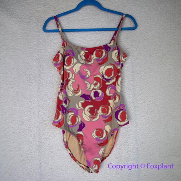 Garnet Hill One Piece Swimsuit floral‎ print, pink purple, women size 8 - Picture 1 of 12